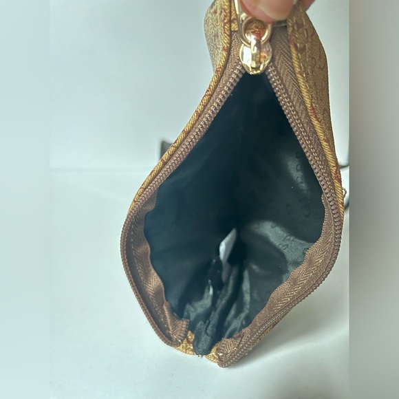 Guess cosmetic pouches - Picture 2 of 3